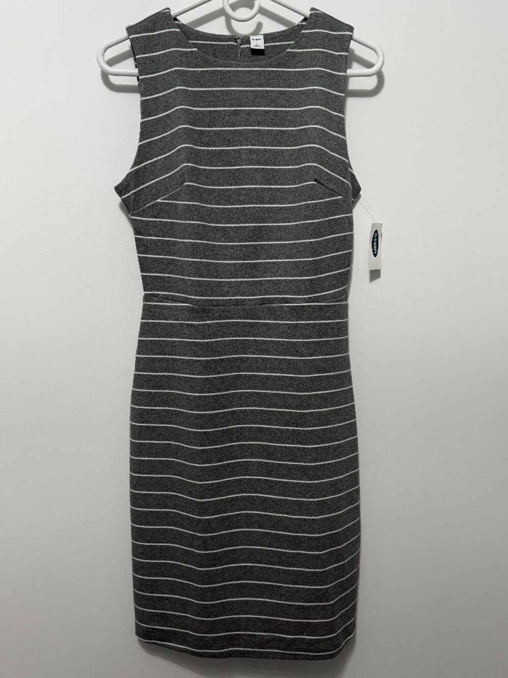 NWT Old Navy Point-Knit Sheath Dress Gray with White Stripe S